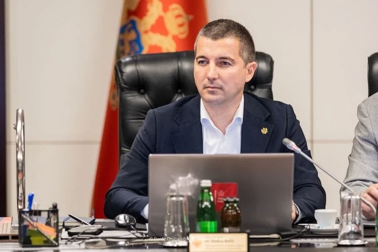 1757311647wdpy3urkiogpdpob i 747x498