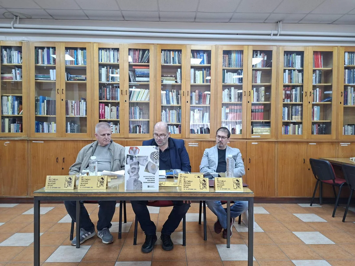 IMG 9040a833e088261b07d01b6af348bdb0 V