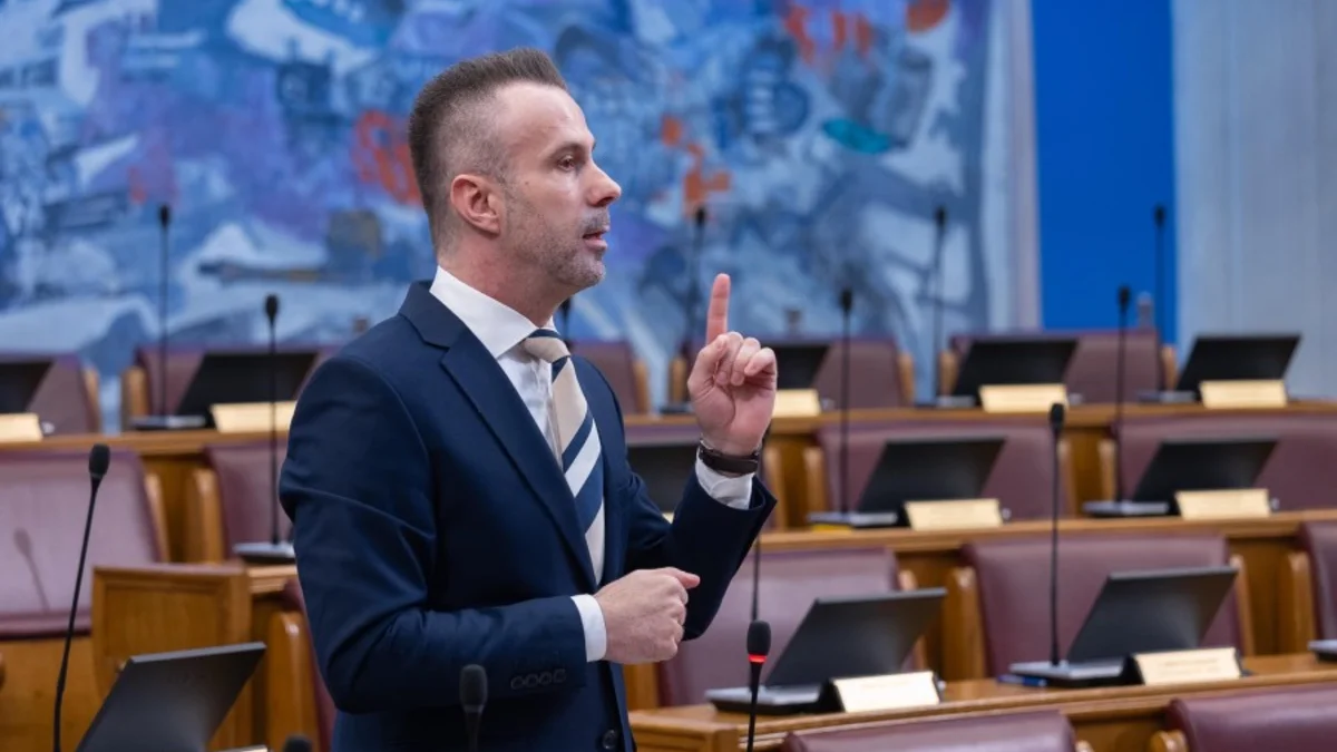 Boris bogdanovic 6(1) 600x900