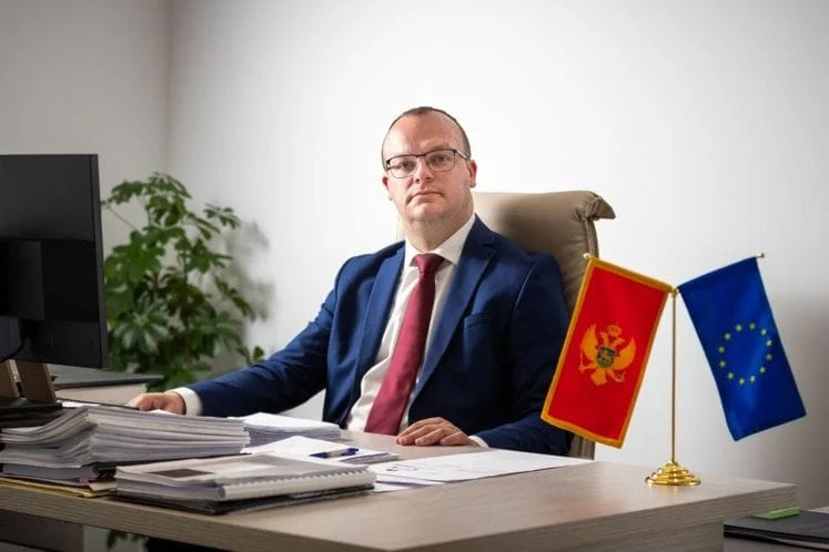 1758018044nclpb3xr8yz3iovr i 747x498