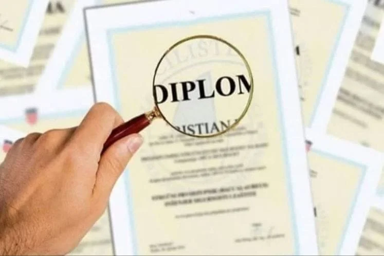 17467131018poky1tdfv0n28j1 i 747x498