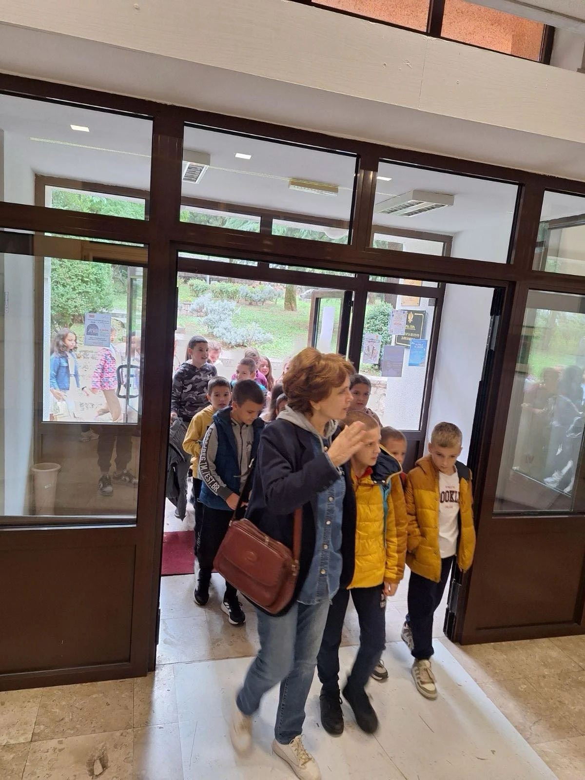 IMG 4ea0320b0cc21597c2963f9e03915399 V